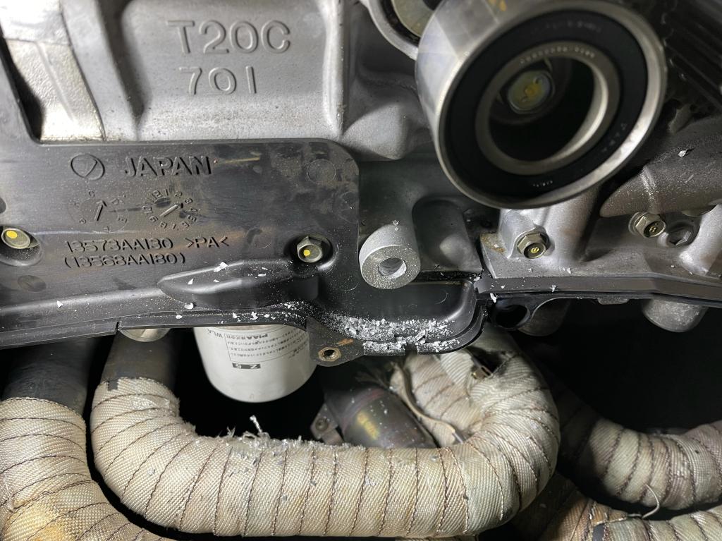 ねじ山が。。。