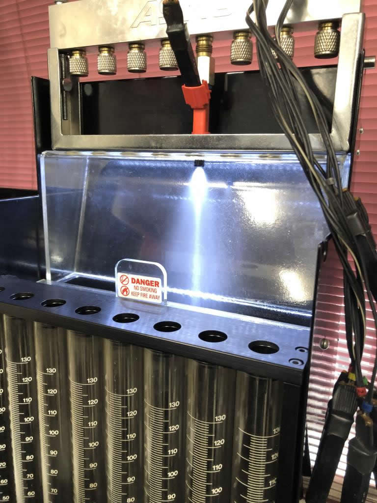 インジェクター